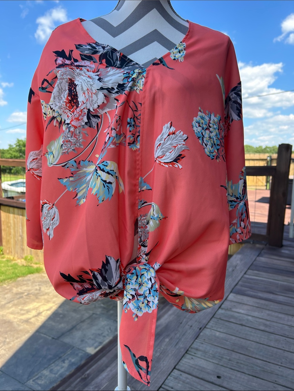Source Unknown Coral Floral Tie-Front Blouse